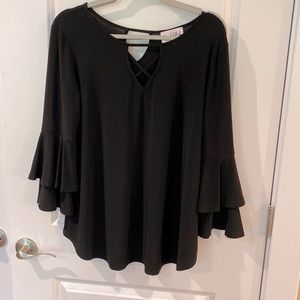 Joseph Ribkoff flowy ruffle sleeve keyhole top